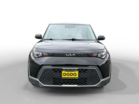 Used 2023 Kia Soul LX w/ LX Technology Package image 8