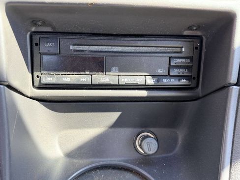Used 1999 Ford Mustang Convertible RWD image 15