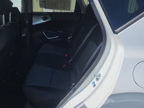 Used 2023 Kia Soul S FWD image 26