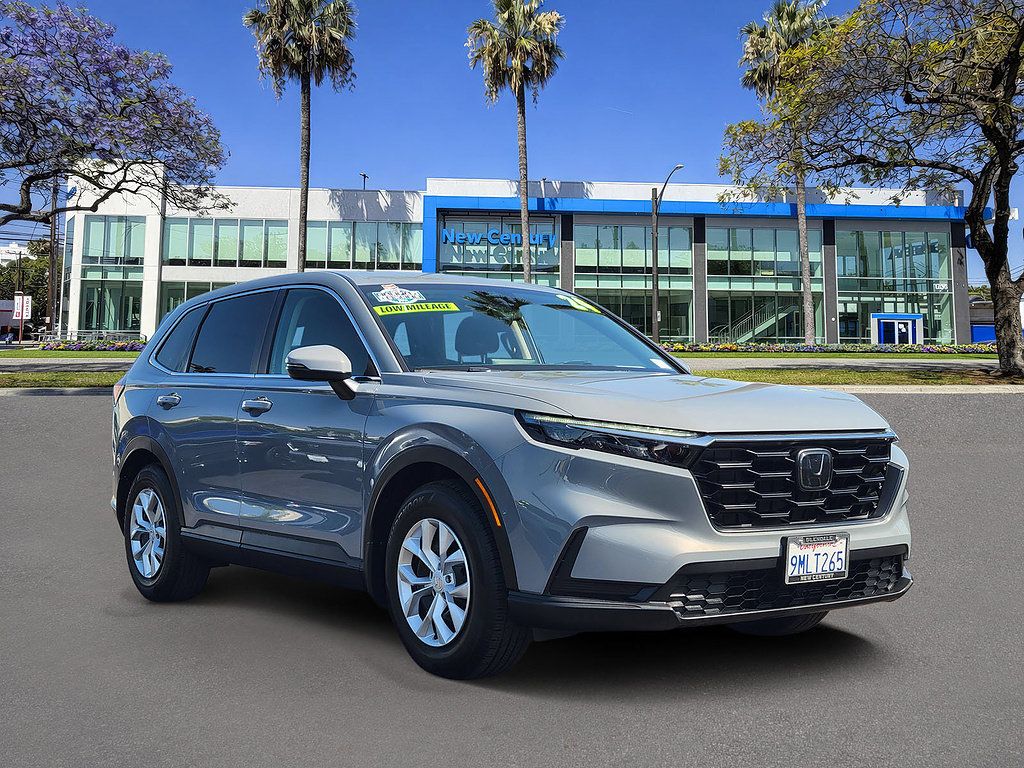 Used 2024 Honda CR-V LX image 2