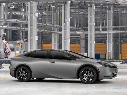 New 2026 Toyota Prius XLE FWD image 15