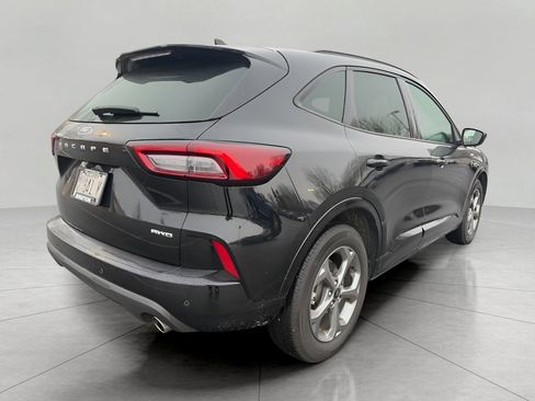 Certified 2023 Ford Escape ST-Line Select w/ Tech Pack #2 image 7