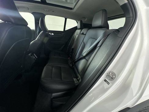 Used 2026 Volvo XC40 B5 Plus AWD/4WD image 24