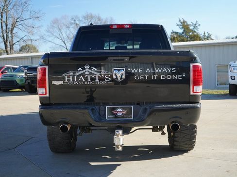 Used 2018 RAM 1500 Laramie image 29