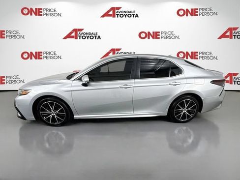 Certified 2021 Toyota Camry SE FWD image 5