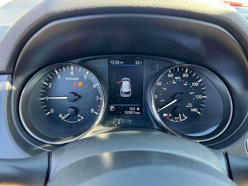 Used 2019 Nissan Rogue SL w/ Premium Package image 26