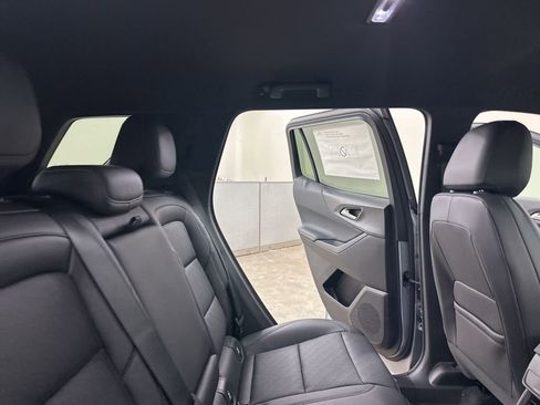 New 2026 Chevrolet Equinox LT w/ Convenience Package II image 22