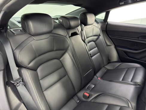 Used 2020 Porsche Taycan Turbo image 42