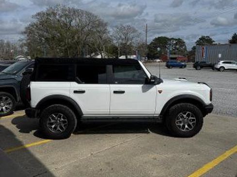 Certified 2024 Ford Bronco Badlands AWD/4WD image 4