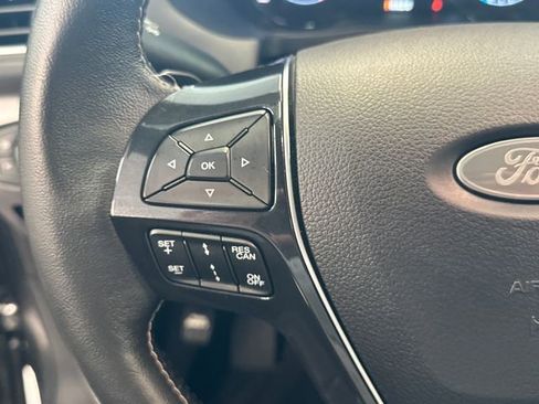 Used 2018 Ford Explorer Platinum AWD/4WD image 36