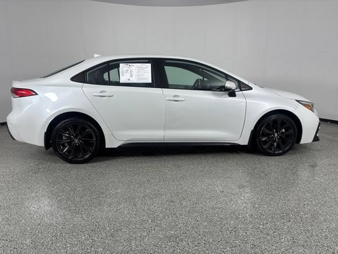 Used 2023 Toyota Corolla SE FWD image 8