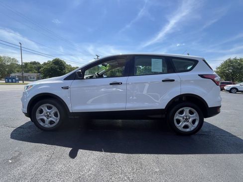 Used 2017 Ford Escape S FWD image 22