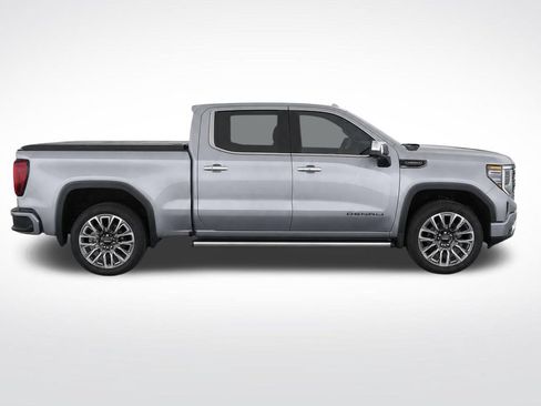 Used 2026 GMC Sierra 1500 Denali Ultimate w/ LPO, Black Badging Package AWD/4WD image 38