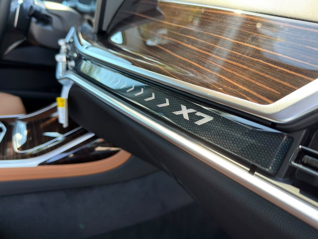 New 2027 BMW X7 xDrive40i AWD/4WD image 30