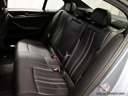 Used 2018 BMW 540i xDrive 540i xDrive image 12