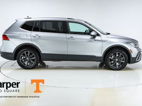 Used 2022 Volkswagen Tiguan SE image 10