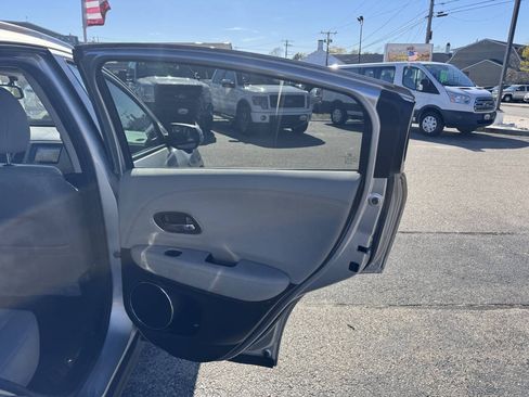 Used 2016 Honda HR-V EX-L image 33