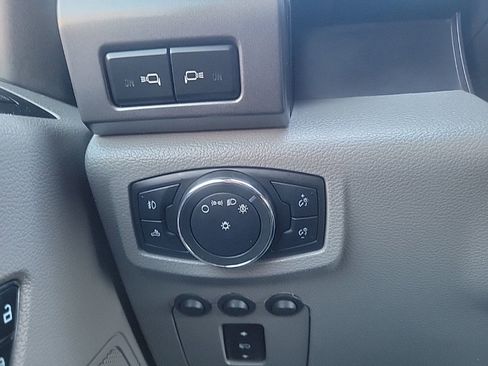 Used 2016 Ford F150 XLT w/ Equipment Group 301A Mid image 9