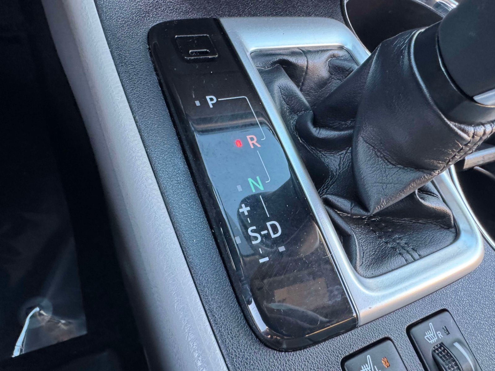 Used 2018 Toyota Highlander XLE AWD/4WD image 34