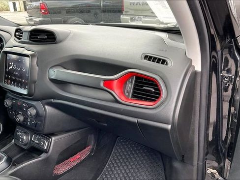 Used 2023 Jeep Renegade Trailhawk w/ Sun/Sound Group AWD/4WD image 16