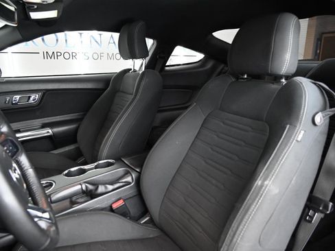 Used 2016 Ford Mustang GT RWD image 16