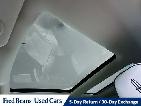 Used 2010 Lincoln MKX AWD image 22