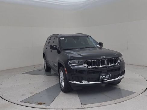 New 2025 Jeep Grand Cherokee L Laredo w/ Luxury Tech Group I image 4