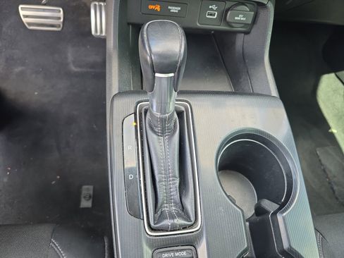 Used 2022 Honda Civic Sport image 19