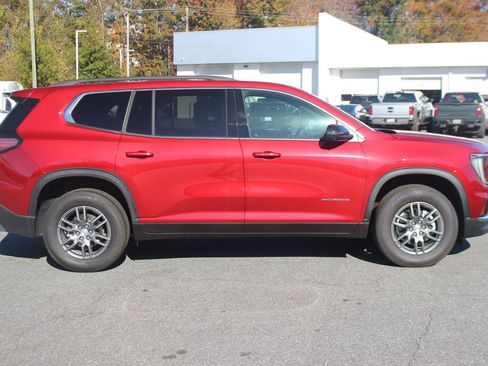 New 2025 GMC Acadia Elevation image 8
