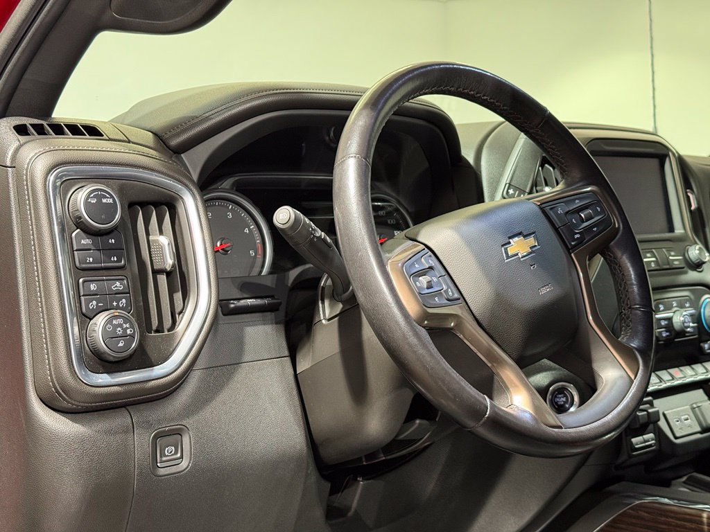 Used 2022 Chevrolet Silverado 2500 High Country w/ Z71 Off-Road Package AWD/4WD image 16