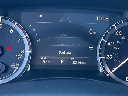 Used 2024 Toyota Highlander XLE image 19