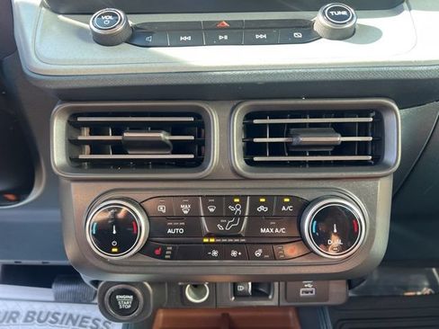 Used 2024 Ford Maverick Lariat w/ FX4 Off-Road Package AWD/4WD image 26