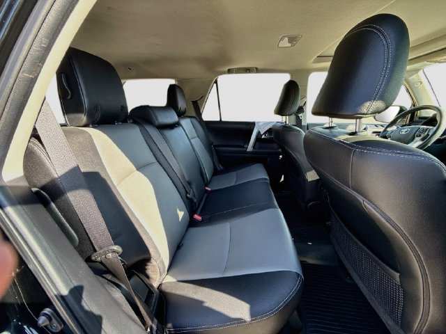 Used 2021 Toyota 4Runner SR5 Premium w/ Moonroof Package AWD/4WD image 28