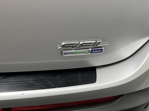 Used 2018 Ford Edge SEL w/ Equipment Group 201A image 31