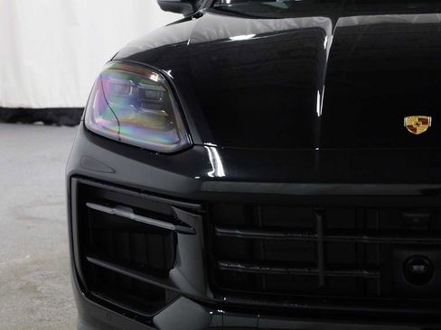 New 2026 Porsche Cayenne S AWD/4WD image 15