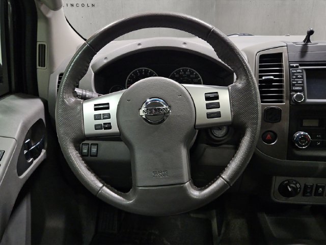 Used 2016 Nissan Frontier SL AWD/4WD image 14
