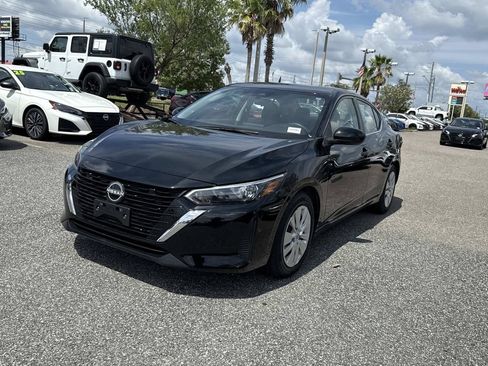 Certified 2024 Nissan Sentra S FWD image 8