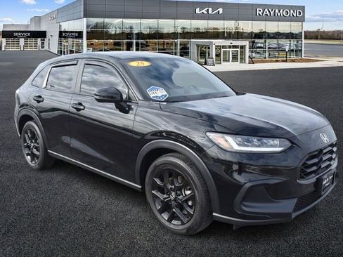 Used 2025 Honda HR-V Sport image 1