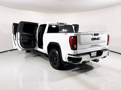 Used 2024 GMC Sierra 1500 Elevation w/ Elevation Premium Package AWD/4WD image 22