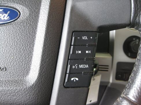 Used 2013 Ford F150 Lariat w/ Luxury Equipment Group AWD/4WD image 17