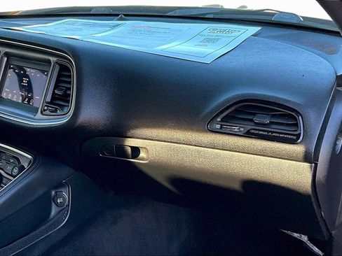 Used 2018 Dodge Challenger SXT image 15