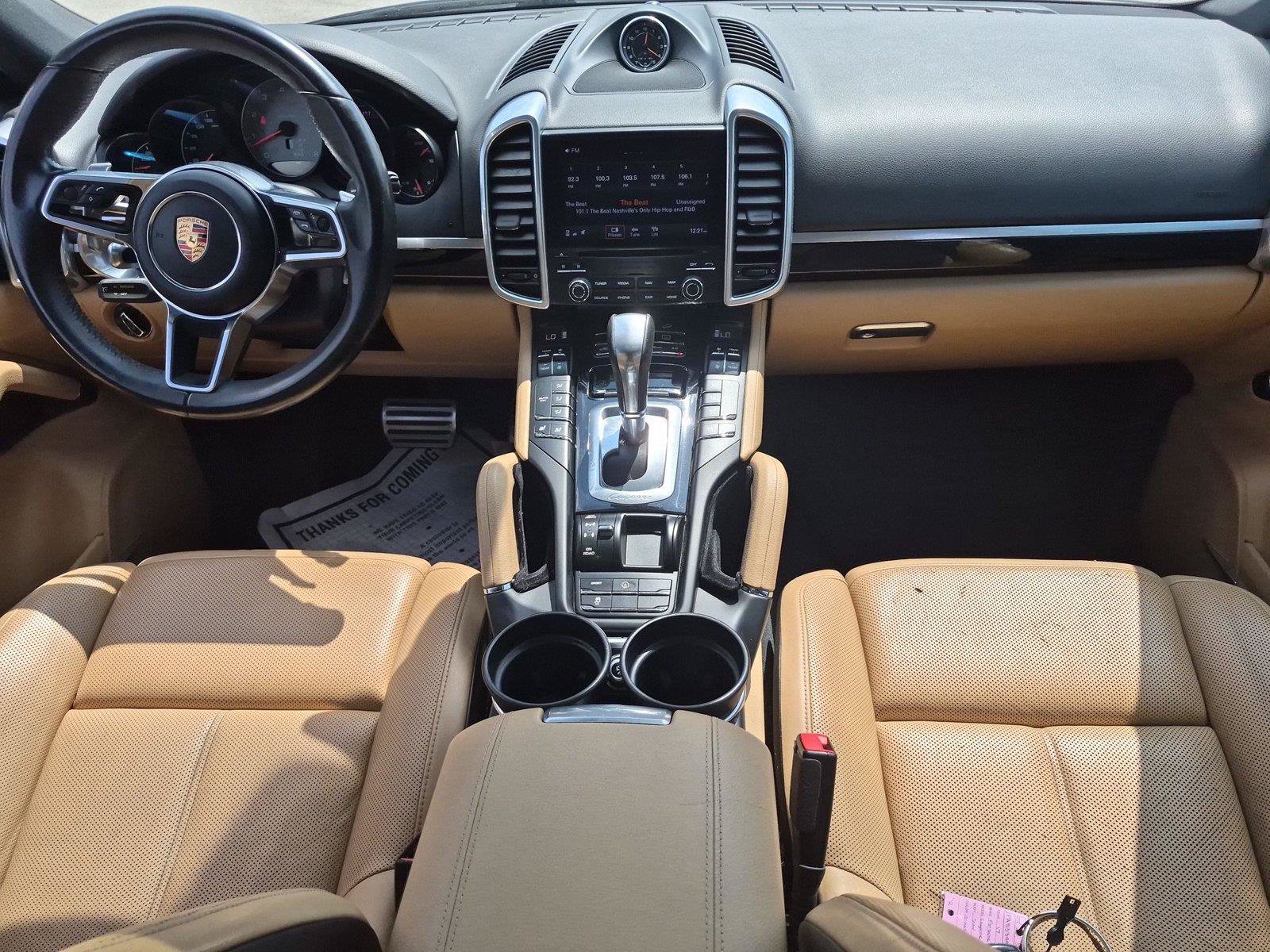 Used 2017 Porsche Cayenne S AWD/4WD image 33