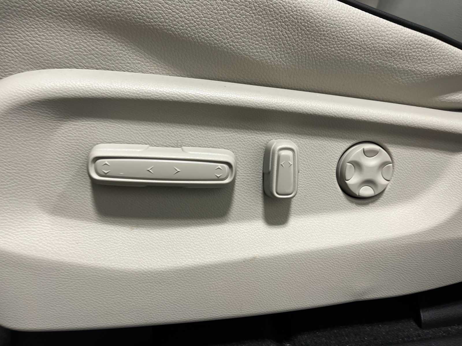 New 2027 Honda Odyssey Touring image 9