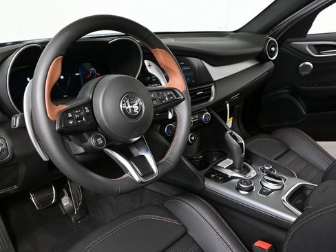 New 2025 Alfa Romeo Giulia w/ Driving Assist Package image 3