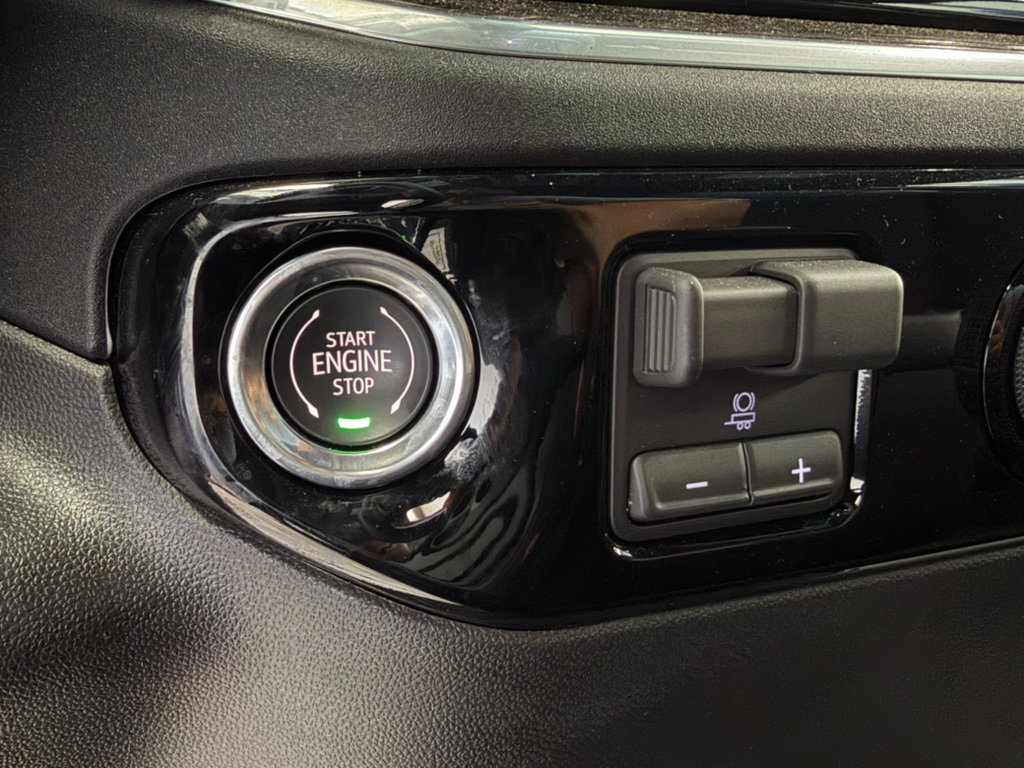 Used 2026 Chevrolet Silverado 2500 LT AWD/4WD image 32