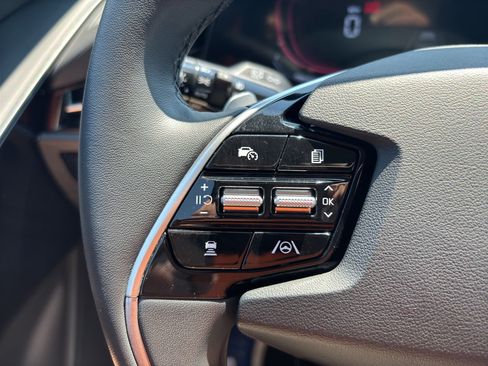 Certified 2025 Kia Niro EX Touring FWD image 32