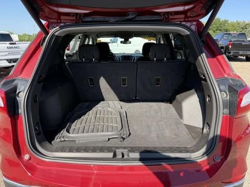 Used 2019 Chevrolet Equinox LT w/ Driver Convenience Package AWD/4WD image 8