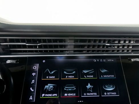 Used 2021 Audi RS Q8 AWD/4WD image 26