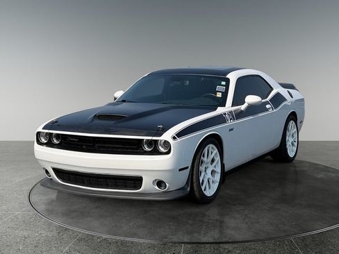 Used 2017 Dodge Challenger T/A RWD image 3