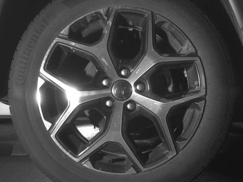 Used 2025 Jeep Compass Limited image 15